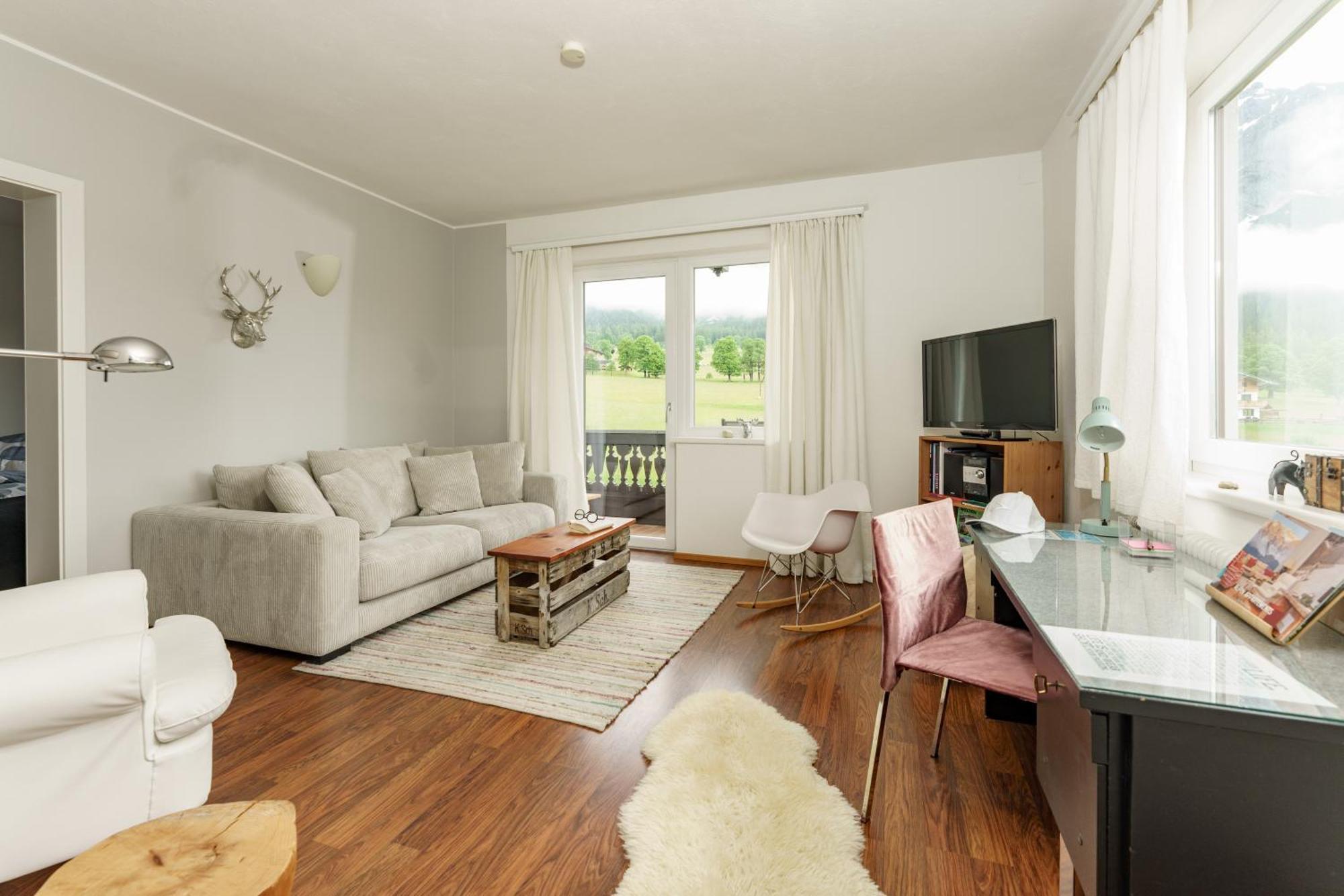 Alpin Appartement Reinhard Tritscher 람자우 암 다흐스타인 외부 사진